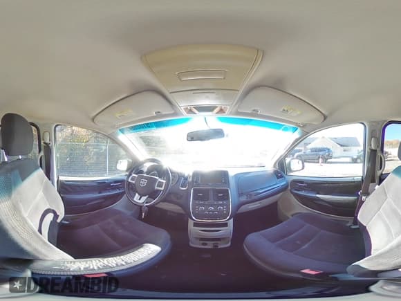 ✅ 2017 Dodge Grand Caravan SE • VIN: 2C4RDGBG6HR580127 • Lot: 91029945. Wystawiony na Copart z przebiegiem 157 071 mil. Bezpłatny archiwum sprzedaży aukcyjnych z USA i szczegółowy raport historii pojazdu na DreamBid. Zdjęcie 15.