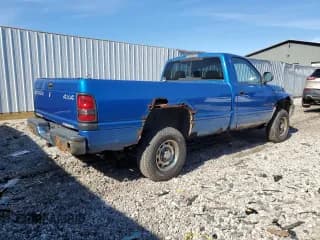 ✅ 2001 Dodge 1500 • VIN: 1B7HF16Y01S131259 • Лот: 75823544. Опубликован ранее на Copart с пробегом 80 510 миль. Бесплатный доступ к архиву аукционных продаж из США и подробный отчёт об истории автомобиля на DreamBid. Изображение 3.