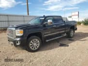 ✅ 2019 GMC Sierra 2500HD Denali • VIN: 1GT12SEY7KF125117 • Лот: 80319635. Опубликован ранее на Copart с пробегом 141 830 миль. Бесплатный доступ к архиву аукционных продаж из США и подробный отчёт об истории автомобиля на DreamBid. Изображение 1.