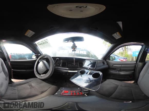 ✅ 2010 Ford Police Interceptor • VIN: 2FABP7BV8AX143700 • Lot: 42202885. Listed on IAAI with 100,000 mi. Free auction sales archive from the USA and detailed vehicle history report at DreamBid. Image 17.