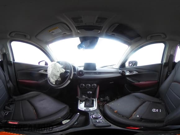 ✅ 2018 Mazda CX-3 Touring • VIN: JM1DKFC78J1311775 • Лот: 43405047. Опубликован ранее на IAAI с пробегом 56 021 миль. Бесплатный доступ к архиву аукционных продаж из США и подробный отчёт об истории автомобиля на DreamBid. Изображение 17.