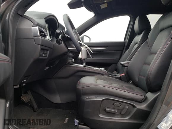 ✅ 2025 Mazda CX-5 Premium • VIN: JM3KFBDY9S0538872 • Лот: 47575425. Опубликован ранее на Copart с пробегом 6 585 миль. Бесплатный доступ к архиву аукционных продаж из США и подробный отчёт об истории автомобиля на DreamBid. Изображение 7.