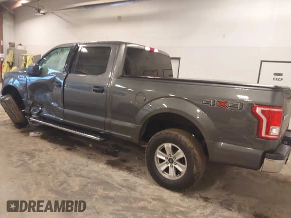 ✅ 2017 Ford F-150 XLT • VIN: 1FTFW1EF1HFA04207 • Lot: 43505990. Wystawiony na IAAI z przebiegiem 92 473 mil. Bezpłatny archiwum sprzedaży aukcyjnych z USA i szczegółowy raport historii pojazdu na DreamBid. Zdjęcie 3.