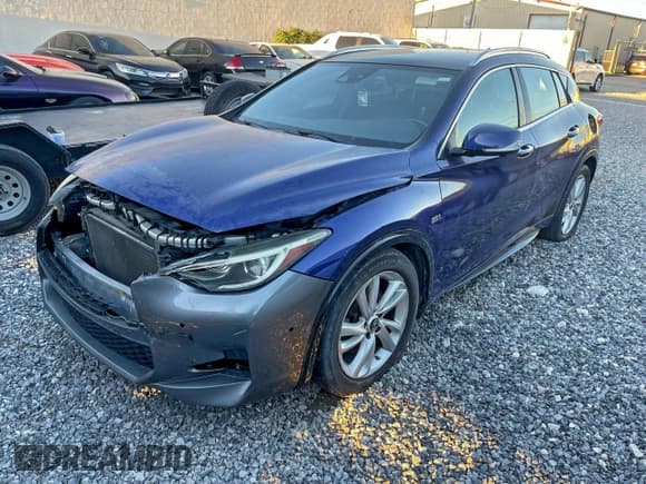 ✅ 2017 Infiniti QX30 Premium • VIN: SJKCH5CP1HA022300 • Лот: 97176775. Опубликован ранее на Copart с пробегом Не указан. Бесплатный доступ к архиву аукционных продаж из США и подробный отчёт об истории автомобиля на DreamBid. Изображение 2.