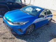 ✅ 2023 Kia Forte GT-Line • VIN: 3KPF54AD2PE609760 • Lot: 43400907. Wystawiony na IAAI z przebiegiem 111 116 mil. Bezpłatny archiwum sprzedaży aukcyjnych z USA i szczegółowy raport historii pojazdu na DreamBid. Zdjęcie 17.