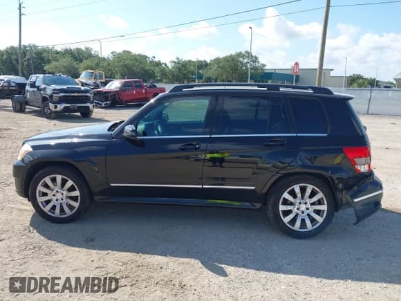 ✅ 2012 Mercedes-Benz GLK 350 • VIN: WDCGG5GB5CF886522 • Лот: 43007668. Опубликован ранее на IAAI с пробегом 180 013 миль. Бесплатный доступ к архиву аукционных продаж из США и подробный отчёт об истории автомобиля на DreamBid. Изображение 14.