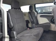 ✅ 2013 Dodge Grand Caravan SXT • VIN: 2C4RDGCG1DR739662 • Lot: 43532657. Wystawiony na IAAI z przebiegiem 223 552 mil. Bezpłatny archiwum sprzedaży aukcyjnych z USA i szczegółowy raport historii pojazdu na DreamBid. Zdjęcie 8.