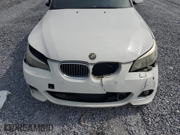 ✅ 2010 BMW 5 Series 550i • VIN: WBANW5C52ACT56181 • Lot: 57142475. Wystawiony na Copart z przebiegiem 118 766 mil. Bezpłatny archiwum sprzedaży aukcyjnych z USA i szczegółowy raport historii pojazdu na DreamBid. Zdjęcie 11.