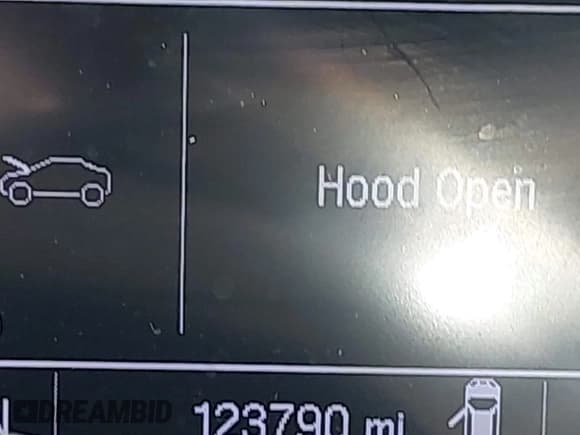 ✅ 2020 Chevrolet Trax LS • VIN: 3GNCJKSBXLL108211 • Lot: 43457223. Wystawiony na IAAI z przebiegiem 123 790 mil. Bezpłatny archiwum sprzedaży aukcyjnych z USA i szczegółowy raport historii pojazdu na DreamBid. Zdjęcie 16.