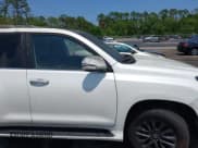 ✅ 2021 Lexus GX 460 Premium • VIN: JTJAM7BX7M5285300 • Lot: 42581974. Listed on IAAI with 29,500 mi. Free auction sales archive from the USA and detailed vehicle history report at DreamBid. Image 15.