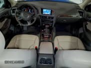 ✅ 2017 Audi Q5 Premium Plus • VIN: WA1L2AFP5HA085287 • Lot: 94518055. Wystawiony na Copart z przebiegiem 68 207 mil. Bezpłatny archiwum sprzedaży aukcyjnych z USA i szczegółowy raport historii pojazdu na DreamBid. Zdjęcie 8.