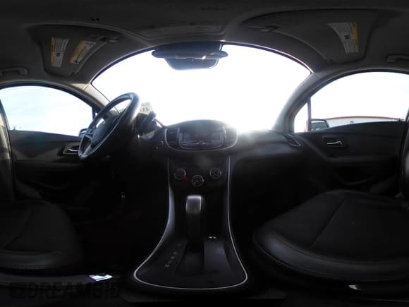 ✅ 2020 Chevrolet Trax LT • VIN: KL7CJPSBXLB044126 • Lot: 43350705. Wystawiony na IAAI z przebiegiem 111 439 mil. Bezpłatny archiwum sprzedaży aukcyjnych z USA i szczegółowy raport historii pojazdu na DreamBid. Zdjęcie 18.