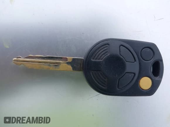 ✅ 2010 Ford Mustang GT • VIN: 1ZVBP8CH9A5123219 • Lot: 42055174. Listed on IAAI with 139,522 mi. Free auction sales archive from the USA and detailed vehicle history report at DreamBid. Image 11.