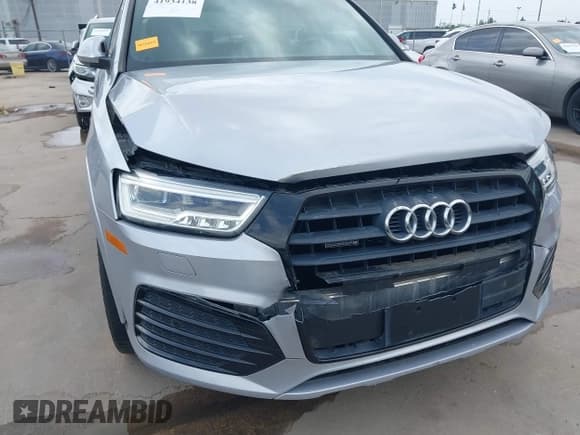 ✅ 2017 Audi Q3 Prestige • VIN: WA1GCCFS5HR009021 • Lot: 41934138. Listed on IAAI with 60,320 mi. Free auction sales archive from the USA and detailed vehicle history report at DreamBid. Image 6.