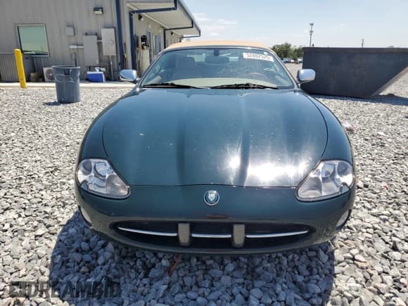 ✅ 2002 Jaguar XK • VIN: SAJDA42C62NA25816 • Lot: 52802525. Wystawiony na Copart z przebiegiem Nie podano. Bezpłatny archiwum sprzedaży aukcyjnych z USA i szczegółowy raport historii pojazdu na DreamBid. Zdjęcie 5.