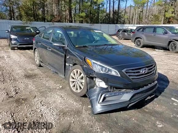 ✅ 2017 Hyundai Sonata Sport • VIN: 5NPE34AF7HH585181 • Lot: 71962512. Listed on Copart with 51,601 mi. Free auction sales archive from the USA and detailed vehicle history report at DreamBid. Image 11.