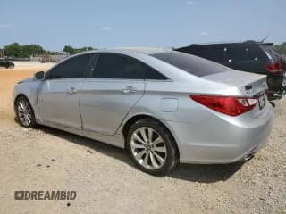 ✅ 2011 Hyundai Sonata SE • VIN: 5NPEC4AC0BH199750 • Lot: 71150894. Listed on Copart with 72,150 mi. Free auction sales archive from the USA and detailed vehicle history report at DreamBid. Image 2.