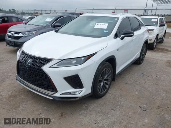✅ 2022 Lexus RX 350 F Sport • VIN: 2T2YZMDAXNC340204 • Lot: 42364634. Wystawiony na IAAI z przebiegiem 45 960 mil. Bezpłatny archiwum sprzedaży aukcyjnych z USA i szczegółowy raport historii pojazdu na DreamBid. Zdjęcie 17.