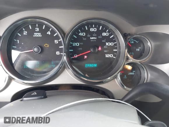 ✅ 2011 GMC Sierra 1500 SLE • VIN: 1GTR1VE04BZ407506 • Lot: 41703417. Wystawiony na IAAI z przebiegiem 231 572 mil. Bezpłatny archiwum sprzedaży aukcyjnych z USA i szczegółowy raport historii pojazdu na DreamBid. Zdjęcie 7.