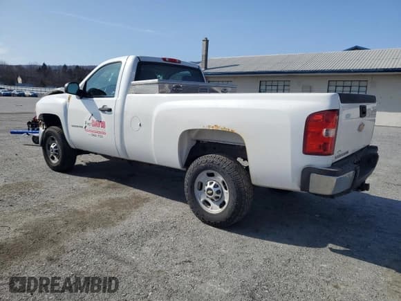 ✅ 2012 Chevrolet Silverado 2500HD Work Truck • VIN: 1GC0CVCG5CF213704 • Lot: 49155815. Wystawiony na Copart z przebiegiem 109 234 mil. Bezpłatny archiwum sprzedaży aukcyjnych z USA i szczegółowy raport historii pojazdu na DreamBid. Zdjęcie 2.