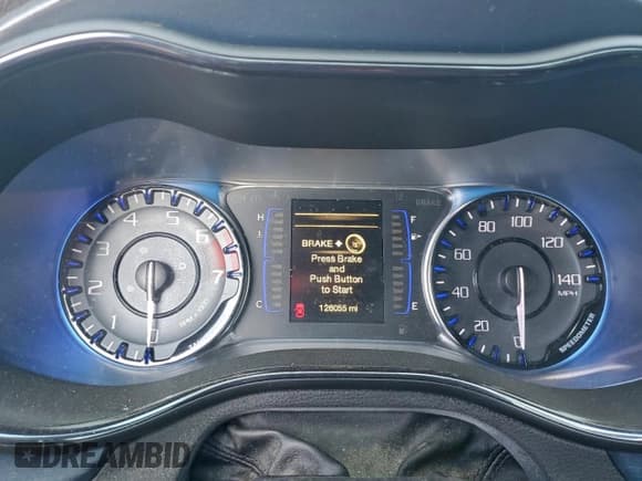 ✅ 2015 Chrysler 200 S • VIN: 1C3CCCBB7FN625323 • Lot: 95831795. Listed on Copart with 126,055 mi. Free auction sales archive from the USA and detailed vehicle history report at DreamBid. Image 9.