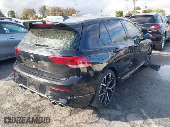 ✅ 2023 Volkswagen Golf R • VIN: WVWFB7CD0PW138608 • Lot: 43763570. Listed on IAAI with 12,616 mi. Free auction sales archive from the USA and detailed vehicle history report at DreamBid. Image 4.