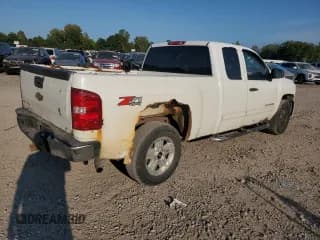 ✅ 2011 Chevrolet Silverado 1500 LT • VIN: 1GCRKSE38BZ165499 • Lot: 71603914. Listed on Copart with 183,493 mi. Free auction sales archive from the USA and detailed vehicle history report at DreamBid. Image 3.