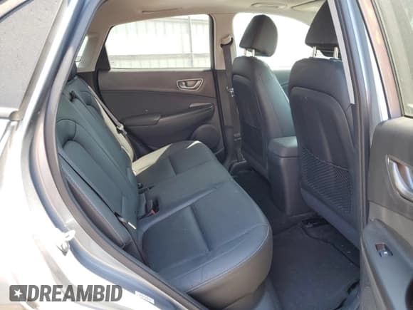 ✅ 2019 Hyundai Kona Limited • VIN: KM8K33AGXKU054572 • Лот: 63934954. Опубликован ранее на Copart с пробегом 46 053 миль. Бесплатный доступ к архиву аукционных продаж из США и подробный отчёт об истории автомобиля на DreamBid. Изображение 10.