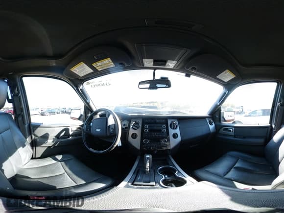 ✅ 2012 Ford Expedition Limited • VIN: 1FMJU2A55CEF57701 • Лот: 43469913. Опубликован ранее на IAAI с пробегом 144 414 миль. Бесплатный доступ к архиву аукционных продаж из США и подробный отчёт об истории автомобиля на DreamBid. Изображение 18.