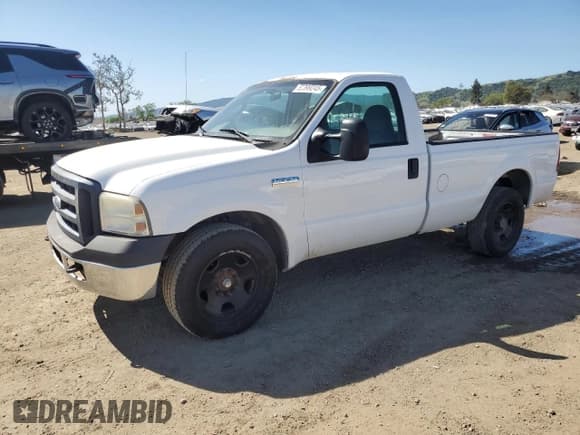✅ 2006 Ford F-350 XL • VIN: 1FTSF305X6EC68845 • Лот: 52399245. Опубликован ранее на Copart с пробегом 297 762 миль. Бесплатный доступ к архиву аукционных продаж из США и подробный отчёт об истории автомобиля на DreamBid. Изображение 1.