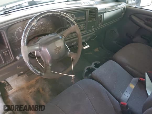 ✅ 2007 Chevrolet Silverado 2500HD Work Truck • VIN: 1GBHC24U47E167966 • Лот: 82708795. Опубликован ранее на Copart с пробегом Не указан. Бесплатный доступ к архиву аукционных продаж из США и подробный отчёт об истории автомобиля на DreamBid. Изображение 8.