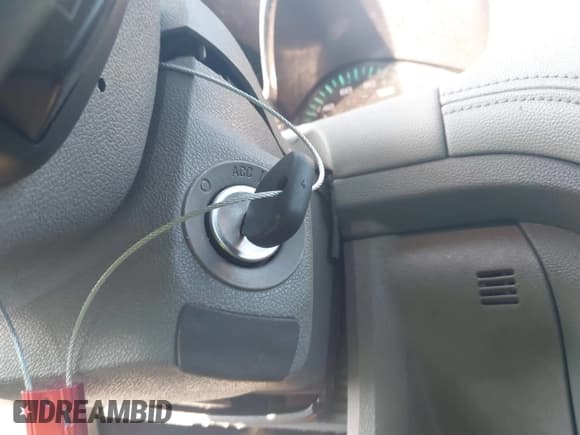 ✅ 2015 Chevrolet Traverse LS • VIN: 1GNKRFKD8FJ314894 • Lot: 42832707. Wystawiony na IAAI z przebiegiem 147 106 mil. Bezpłatny archiwum sprzedaży aukcyjnych z USA i szczegółowy raport historii pojazdu na DreamBid. Zdjęcie 11.