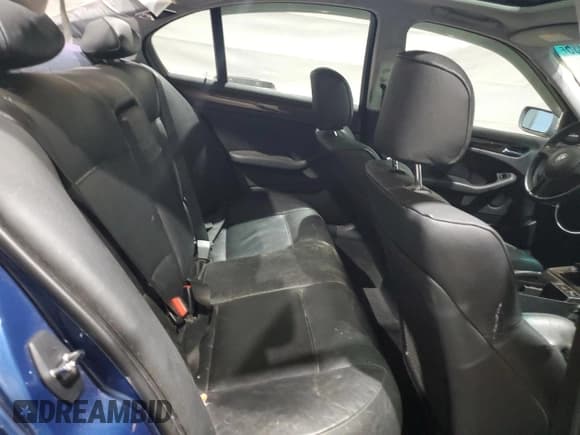 ✅ 2001 BMW 3 Series 330i • VIN: WBAAV53471FK46198 • Lot: 81472035. Wystawiony na Copart z przebiegiem Nie podano. Bezpłatny archiwum sprzedaży aukcyjnych z USA i szczegółowy raport historii pojazdu na DreamBid. Zdjęcie 10.