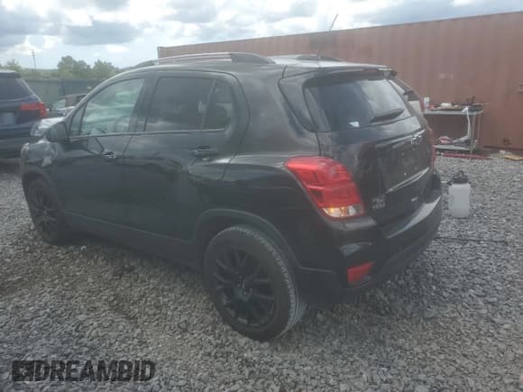 ✅ 2022 Chevrolet Trax LT • VIN: KL7CJLSMXNB563609 • Lot: 68684865. Listed on Copart with 28,448 mi. Free auction sales archive from the USA and detailed vehicle history report at DreamBid. Image 2.
