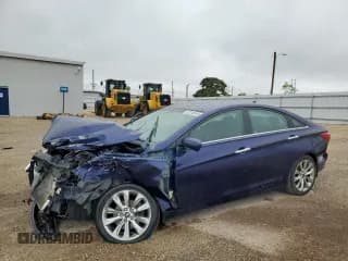 ✅ 2013 Hyundai Sonata SE • VIN: 5NPEC4AC1DH562527 • Лот: 82246545. Опубликован ранее на Copart с пробегом 42 429 миль. Бесплатный доступ к архиву аукционных продаж из США и подробный отчёт об истории автомобиля на DreamBid. Изображение 1.