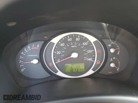 2007 Hyundai Tucson SE с VIN KM8JN72D27U505616, выставлен на аукционе Copart как лот 80888065 с пробегом 187 374 миль миль и Чистый • Clean title. История ставок и продаж доступна на DreamBid. Изображение 9.