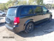 ✅ 2015 Dodge Grand Caravan SXT • VIN: 2C4RDGCGXFR651213 • Lot: 43407544. Wystawiony na IAAI z przebiegiem 121 747 mil. Bezpłatny archiwum sprzedaży aukcyjnych z USA i szczegółowy raport historii pojazdu na DreamBid. Zdjęcie 4.