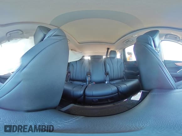 ✅ 2022 Acura MDX • VIN: 5J8YE1H37NL018365 • Lot: 68291625. Wystawiony na Copart z przebiegiem 33 582 mil. Bezpłatny archiwum sprzedaży aukcyjnych z USA i szczegółowy raport historii pojazdu na DreamBid. Zdjęcie 14.