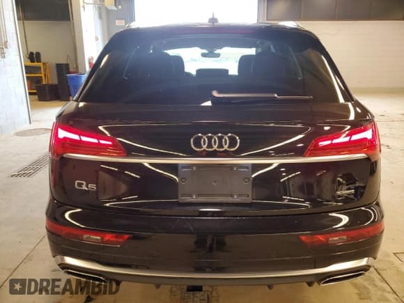 ✅ 2023 Audi Q5 S line Prestige • VIN: WA1FAAFY2P2151957 • Lot: 81268894. Wystawiony na Copart z przebiegiem 10 885 mil. Bezpłatny archiwum sprzedaży aukcyjnych z USA i szczegółowy raport historii pojazdu na DreamBid. Zdjęcie 6.