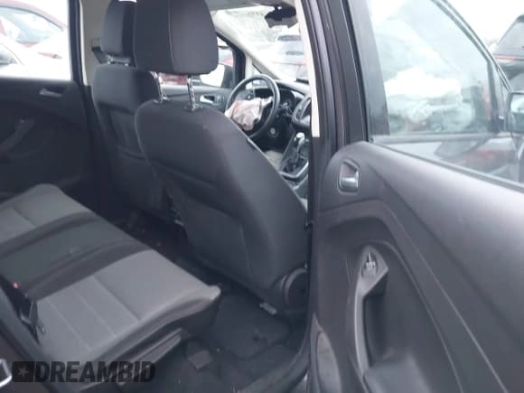 ✅ 2015 Ford C-Max SE • VIN: 1FADP5AU7FL113209 • Лот: 43726124. Опубликован ранее на IAAI с пробегом 139 930 миль. Бесплатный доступ к архиву аукционных продаж из США и подробный отчёт об истории автомобиля на DreamBid. Изображение 8.