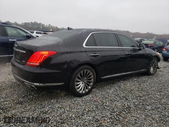 ✅ 2018 Genesis G90 Premium • VIN: KMHG34JA2JU041580 • Лот: 83837604. Опубликован ранее на Copart с пробегом 67 258 миль. Бесплатный доступ к архиву аукционных продаж из США и подробный отчёт об истории автомобиля на DreamBid. Изображение 3.