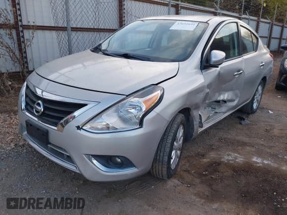 ✅ 2018 Nissan Versa SV • VIN: 3N1CN7AP5JL860227 • Lot: 43692691. Listed on IAAI with 63,327 mi. Free auction sales archive from the USA and detailed vehicle history report at DreamBid. Image 2.