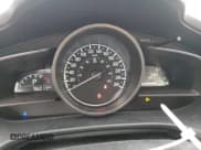 ✅ 2018 Mazda 3 GS • VIN: JM1BN1V76J1180439 • Лот: 91232715. Опубликован ранее на Copart с пробегом 96 017 миль. Бесплатный доступ к архиву аукционных продаж из США и подробный отчёт об истории автомобиля на DreamBid. Изображение 9.