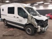 ✅ 2016 Ford Transit Cargo • VIN: 1FTYE1CM0GKA13242 • Lot: 41655642. Wystawiony na IAAI z przebiegiem 107 589 mil. Bezpłatny archiwum sprzedaży aukcyjnych z USA i szczegółowy raport historii pojazdu na DreamBid. Zdjęcie 1.
