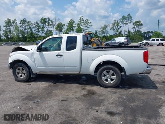 ✅ 2011 Nissan Frontier SV • VIN: 1N6AD0CW5BC422580 • Lot: 43053114. Listed on IAAI with 140,087 mi. Free auction sales archive from the USA and detailed vehicle history report at DreamBid. Image 13.