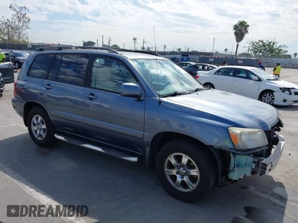 ✅ 2005 Toyota Highlander • VIN: JTEGP21A550080749 • Lot: 43295588. Wystawiony na IAAI z przebiegiem Nie podano. Bezpłatny archiwum sprzedaży aukcyjnych z USA i szczegółowy raport historii pojazdu na DreamBid. Zdjęcie 1.