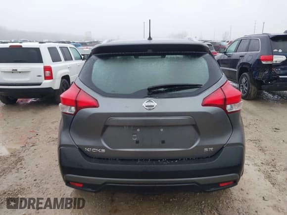 ✅ 2019 Nissan Kicks S • VIN: 3N1CP5CU0KL516193 • Lot: 41474237. Wystawiony na IAAI z przebiegiem 50 357 mil. Bezpłatny archiwum sprzedaży aukcyjnych z USA i szczegółowy raport historii pojazdu na DreamBid. Zdjęcie 17.