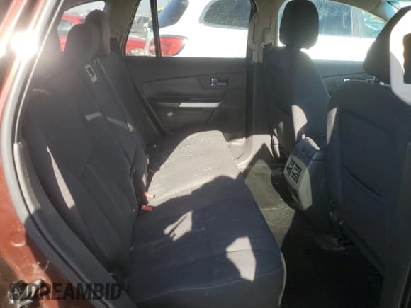 ✅ 2012 Ford Edge SE • VIN: 2FMDK3G9XCBA60240 • Lot: 61813315. Wystawiony na Copart z przebiegiem 128 518 mil. Bezpłatny archiwum sprzedaży aukcyjnych z USA i szczegółowy raport historii pojazdu na DreamBid. Zdjęcie 11.