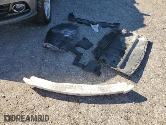 ✅ 2011 Nissan 370Z Touring • VIN: JN1AZ4EH0BM553892 • Lot: 70008704. Wystawiony na Copart z przebiegiem 124 471 mil. Bezpłatny archiwum sprzedaży aukcyjnych z USA i szczegółowy raport historii pojazdu na DreamBid. Zdjęcie 14.