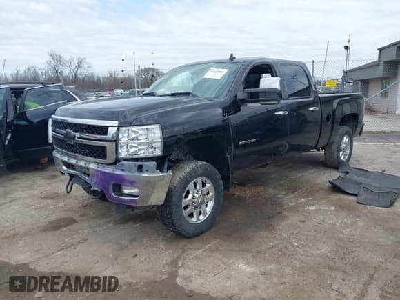 ✅ 2013 Chevrolet Silverado 2500HD LT • VIN: 1GC1KXC88DF133052 • Лот: 42113366. Опубликован ранее на IAAI с пробегом 194 506 миль. Бесплатный доступ к архиву аукционных продаж из США и подробный отчёт об истории автомобиля на DreamBid. Изображение 2.
